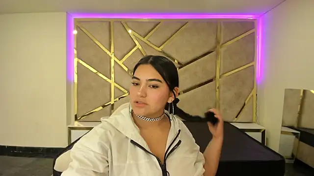 Frrreyaa's cam snapshot