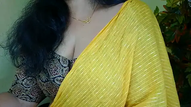 Mallu_MayaMadhav's cam snapshot