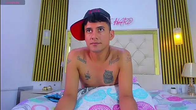 KEVIN_MCKINLEY's cam snapshot