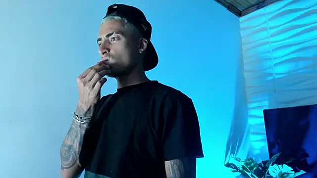 DrakeNeumann's cam snapshot