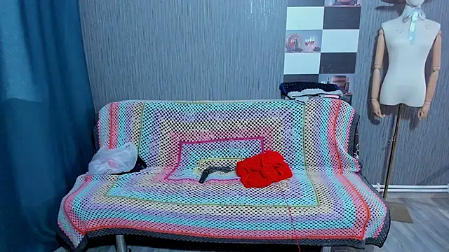 pa1e_pr1ncess's cam snapshot