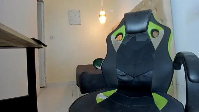 Darkknightx01 live sex cam