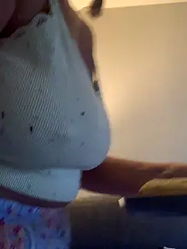 Mrsmoggy's cam snapshot