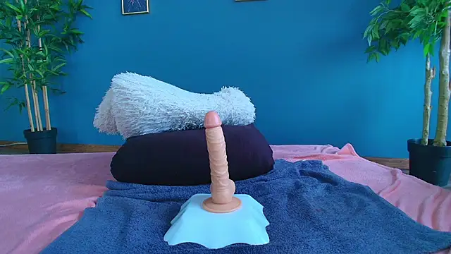 Perfect_Moans's cam snapshot