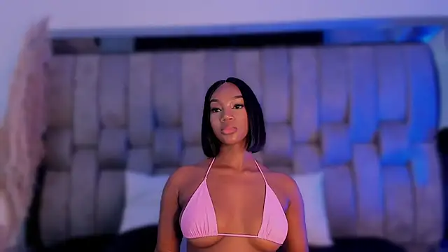 ChaynnaCooper's cam snapshot