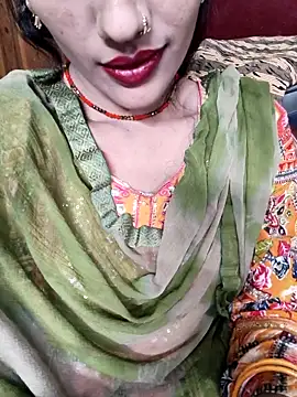 Eshwari_Chopra's cam snapshot