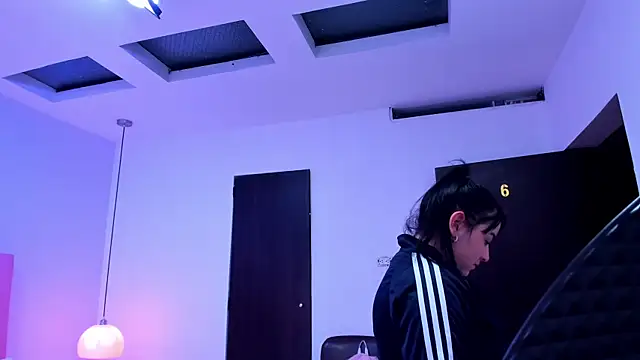 Amy_Ferreira's cam snapshot