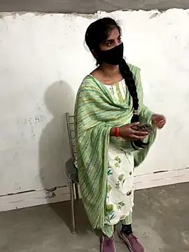 Sunita-collage's cam snapshot