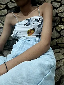 Its_me_Skyy's cam snapshot