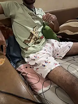 Mumbai_guyy live sex cam