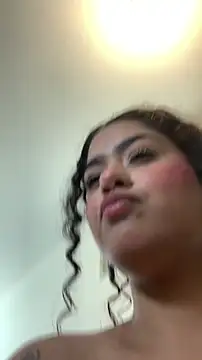 CaroBeach's cam snapshot