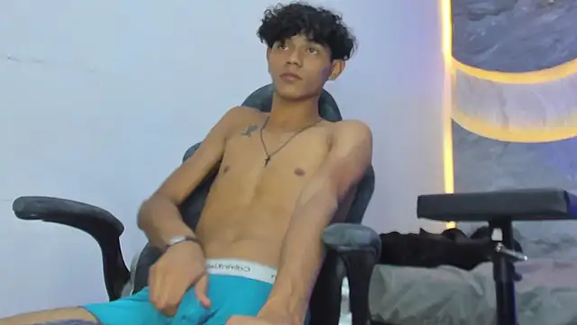 Sex_Boy_33_ live sex cam