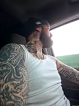 Beardedtattood live sex cam