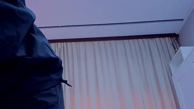 Reina_Cummings's cam snapshot