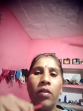 OliveGreen22's cam snapshot