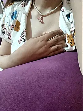 Bosy_Nora_X2 live sex cam