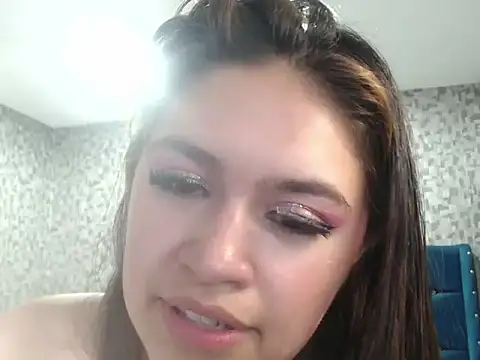 CrisstalPink's cam snapshot