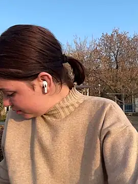 KikiWatson live sex cam