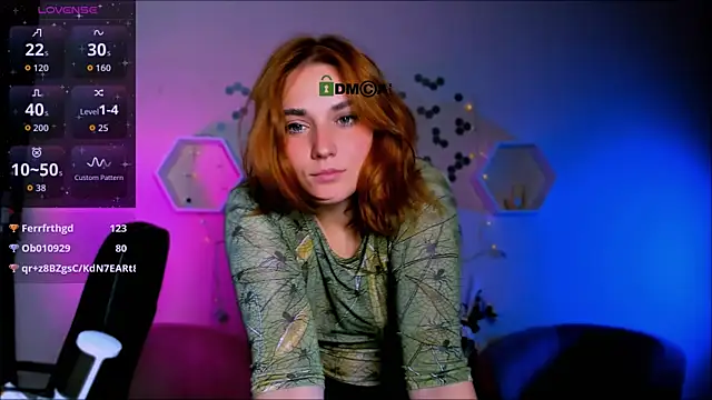 casey_meow_'s cam snapshot