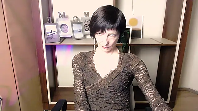 _AngeliaFlow_'s cam snapshot