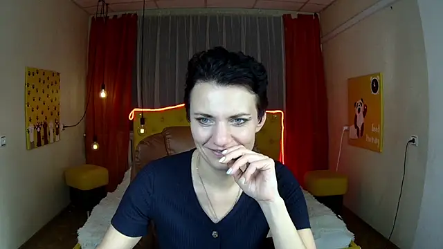 AvaSaturnian's cam snapshot