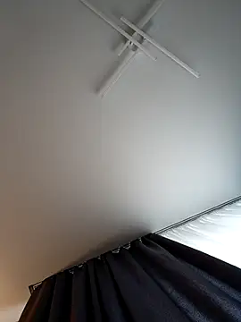 MayaGlow's cam snapshot