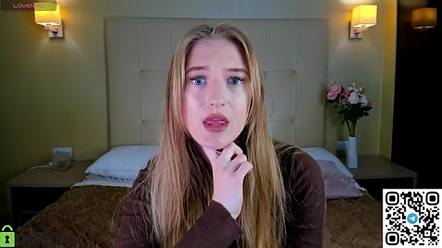 Stacy_River's cam snapshot