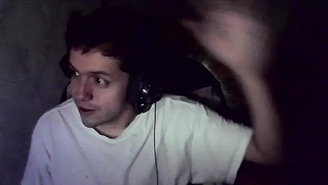 LosPatronesuwu's cam snapshot