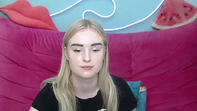 SofySofty's cam snapshot