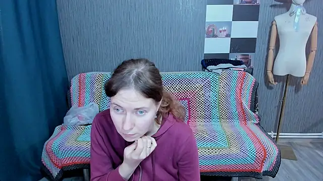 pa1e_pr1ncess's cam snapshot