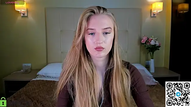 Stacy_River's cam snapshot