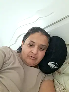 sarahhh1987's cam snapshot