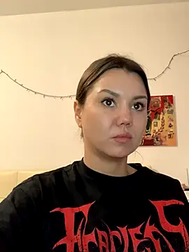 MiraMiss's cam snapshot