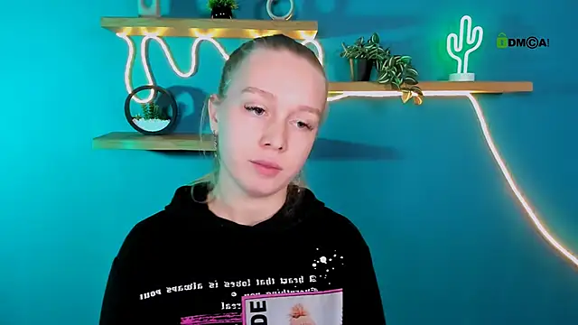 megan_cold's cam snapshot