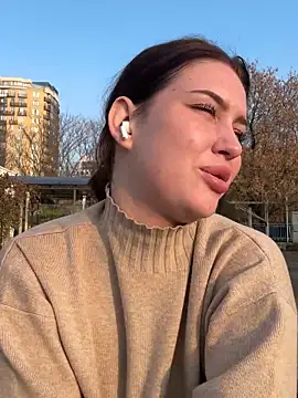 KikiWatson's cam snapshot