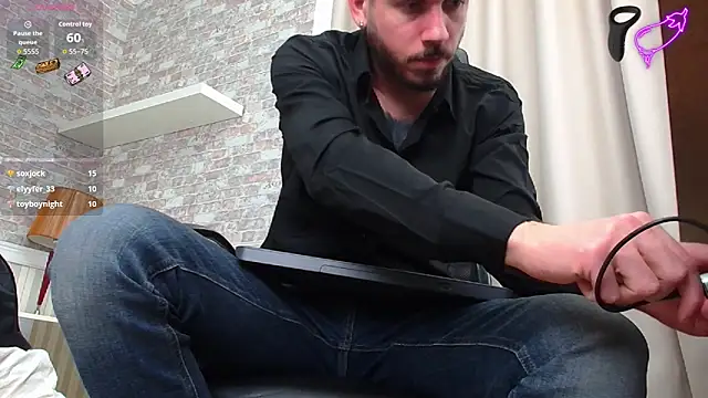 JonahShaw's cam snapshot