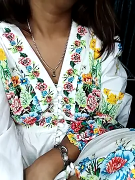 Marathi_gavtami's cam snapshot