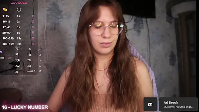 ms_allison_w's cam snapshot