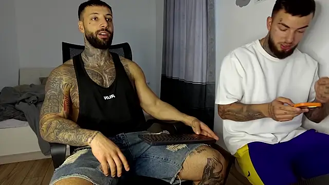 MasculineGuy99 live sex cam