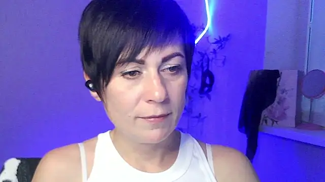 Ashley_Brookss's cam snapshot