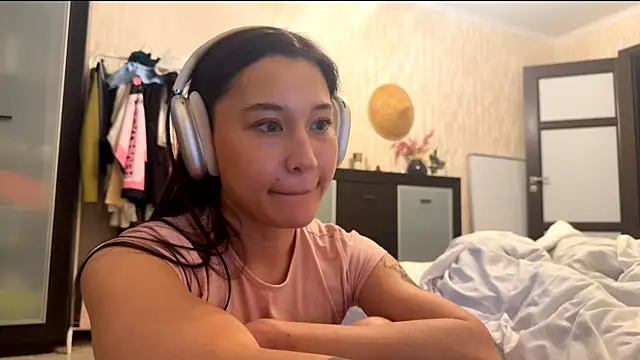 YourCoreanmiracle's cam snapshot