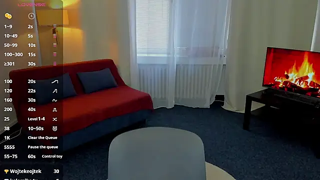 ElaraBloom's cam snapshot