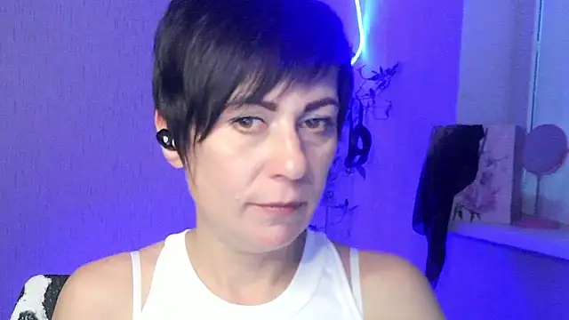 Ashley_Brookss's cam snapshot