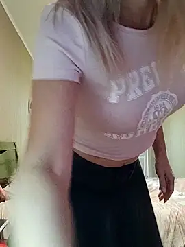 SelinaLovqx's cam snapshot