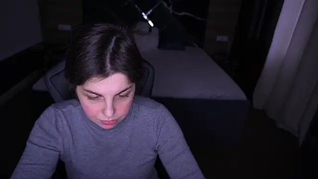 MirandaWong live sex cam