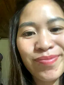 tuyetnhi-00's cam snapshot