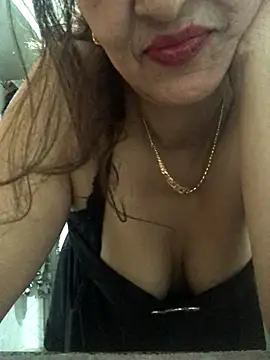 Julia_sexygirl_'s cam snapshot