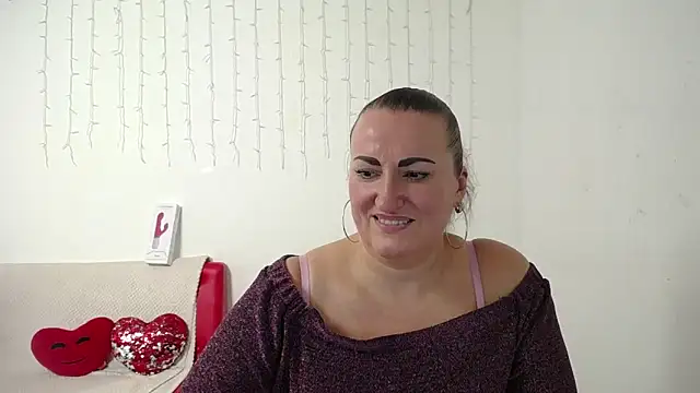 DianaMGG's cam snapshot