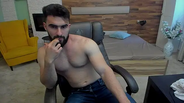 MicahLane live sex cam