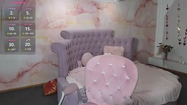 Penelope_Pinky live sex cam